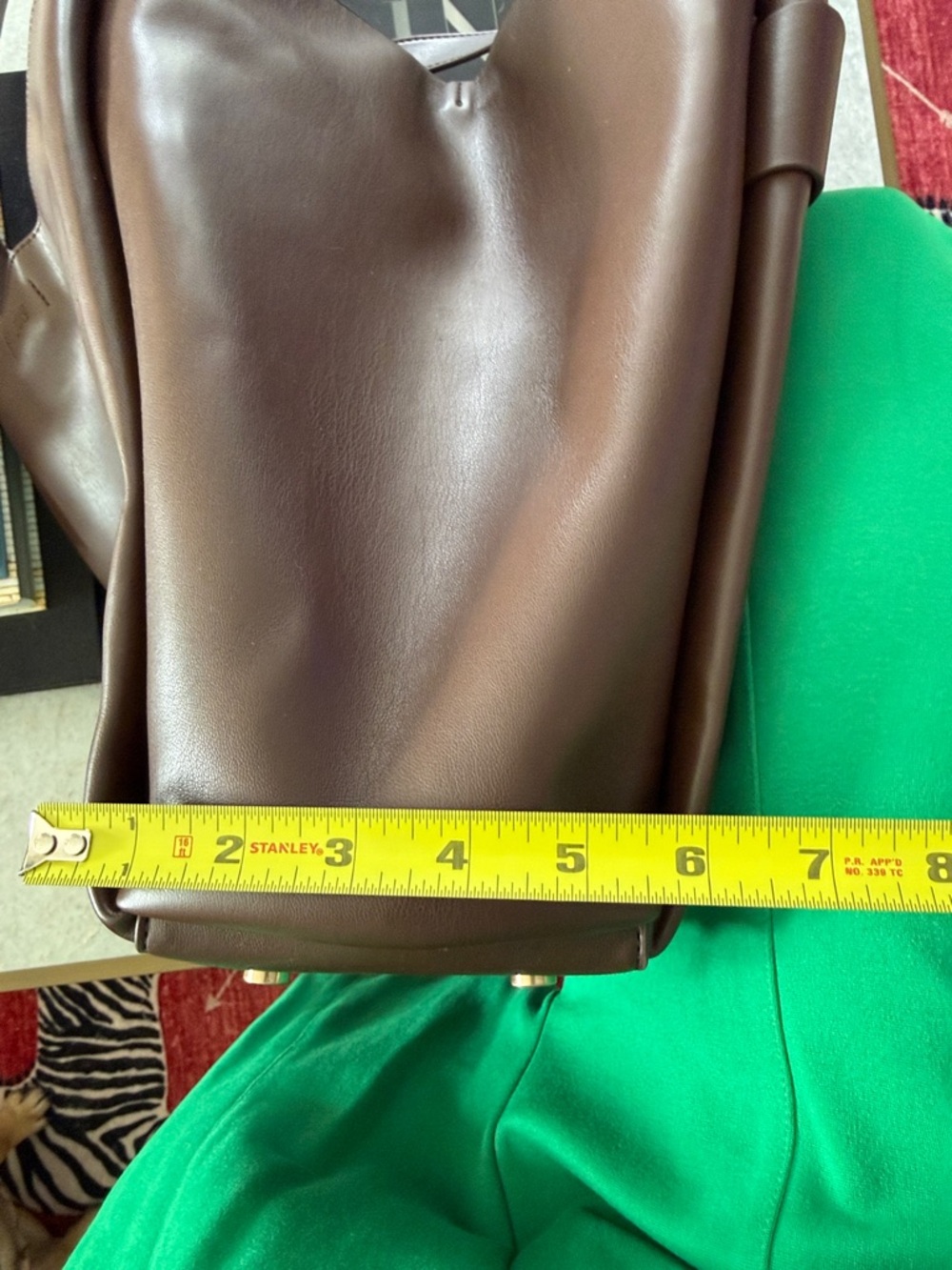 Like New July Juliette Spacious Leather Tote - NO LONGER AVAILABLE ONLINE - Picture 14 of 15